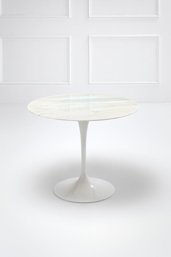 Eero Saarinen - Tavolo mod. Tulip della collezione Pedestal (versione rotonda)