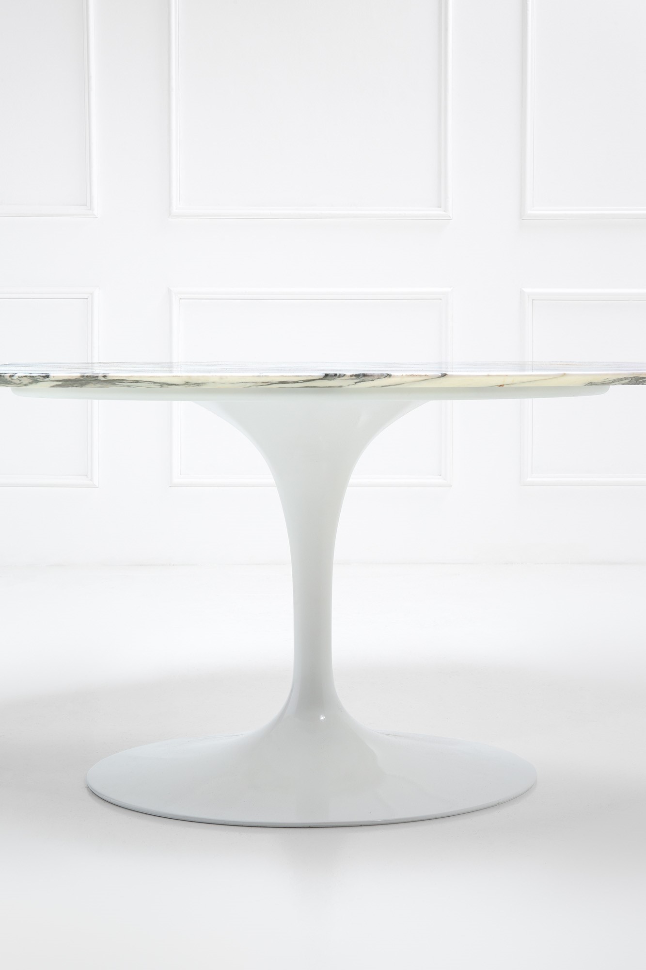 Tavolo mod. Tulip della Collezione Pedestal