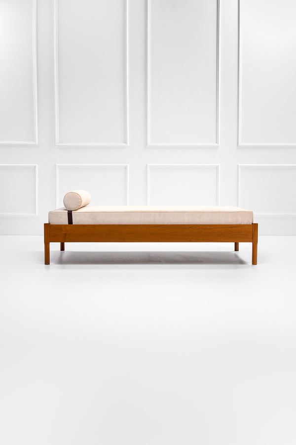 Day bed
