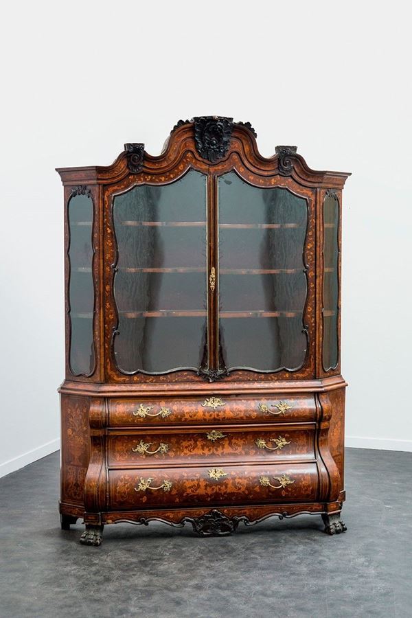 Vetrina olandese a due corpi r  - Auction Antiquariato - Incanto Casa d'Aste e Galleria