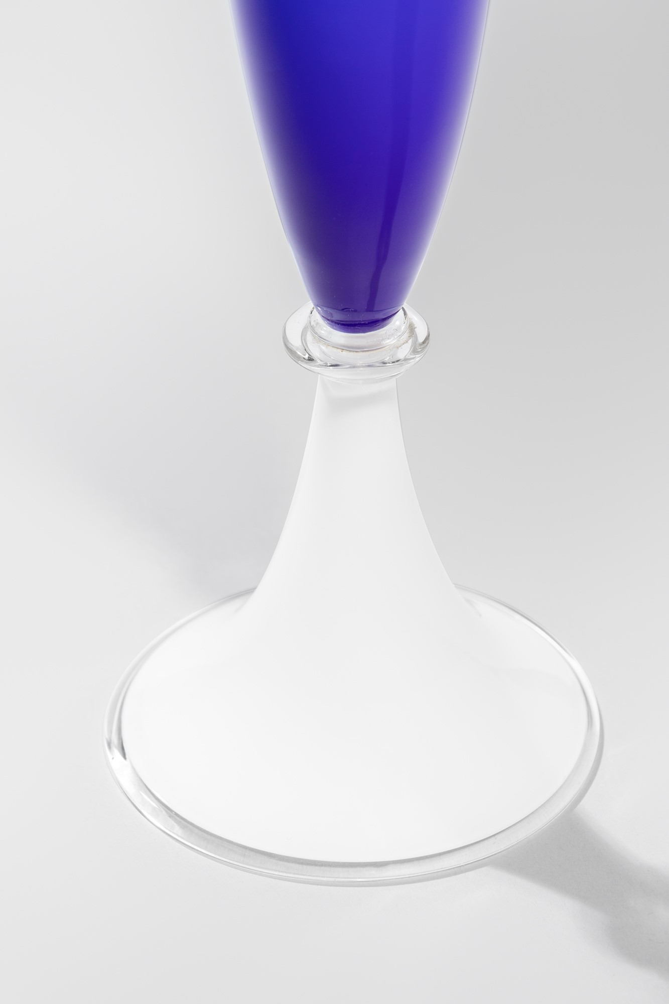 Vaso monofiore della serie Rondò