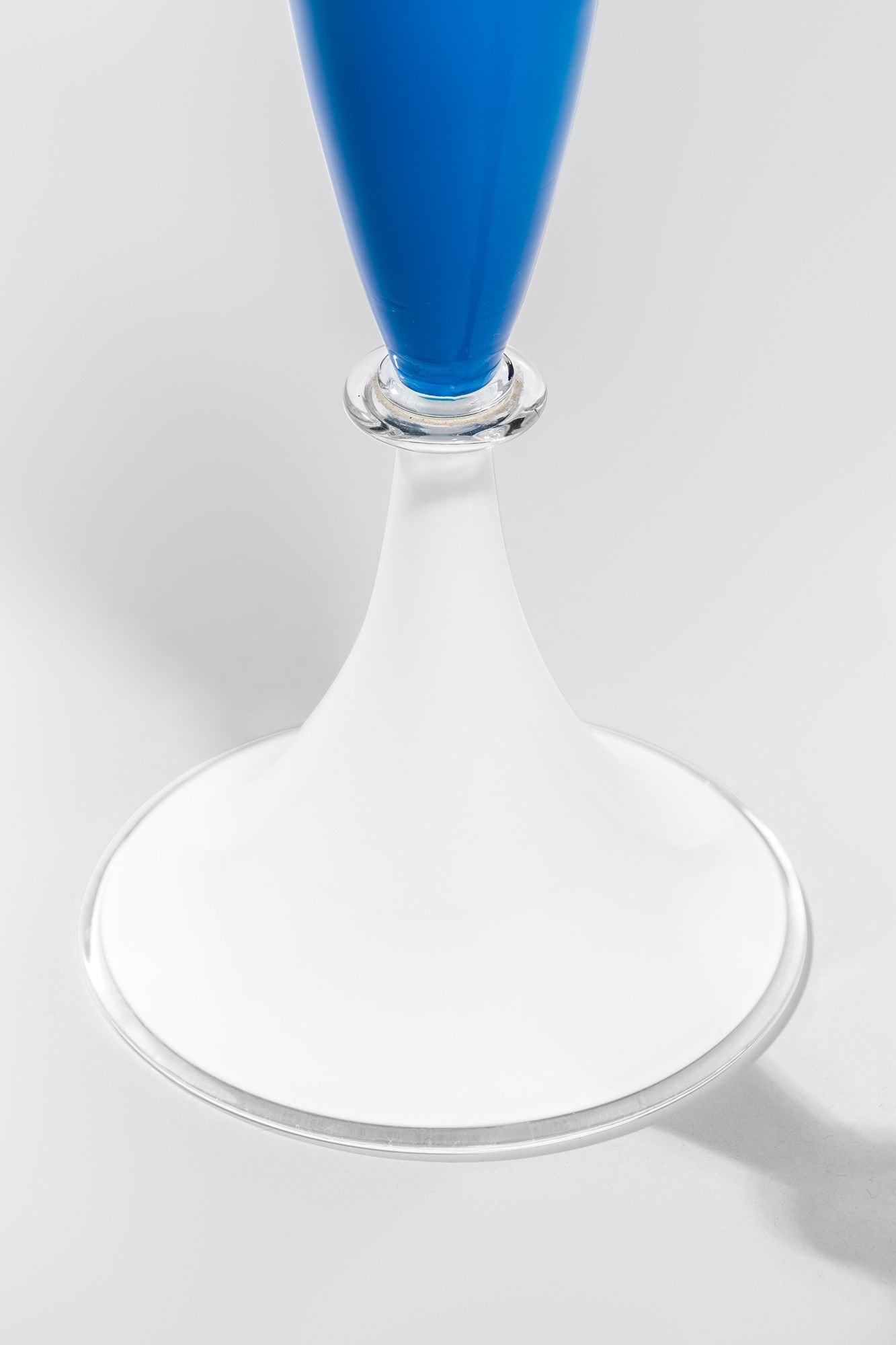 Vaso monofiore della serie Rondò