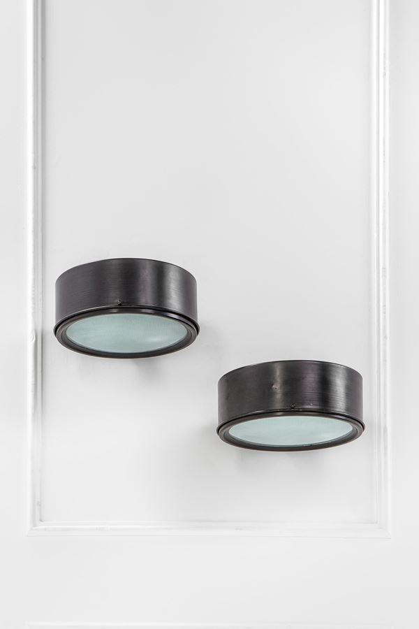 Studio B.B.P.R. - Due lampade da parete mod. 255