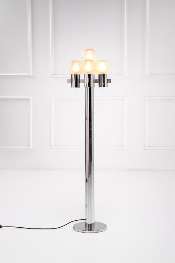 Hans Agne Jakobsson - Lampada terra mod. 1892/4
