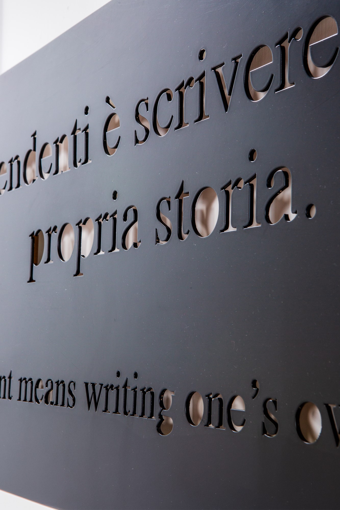 Insegna Italia Independent