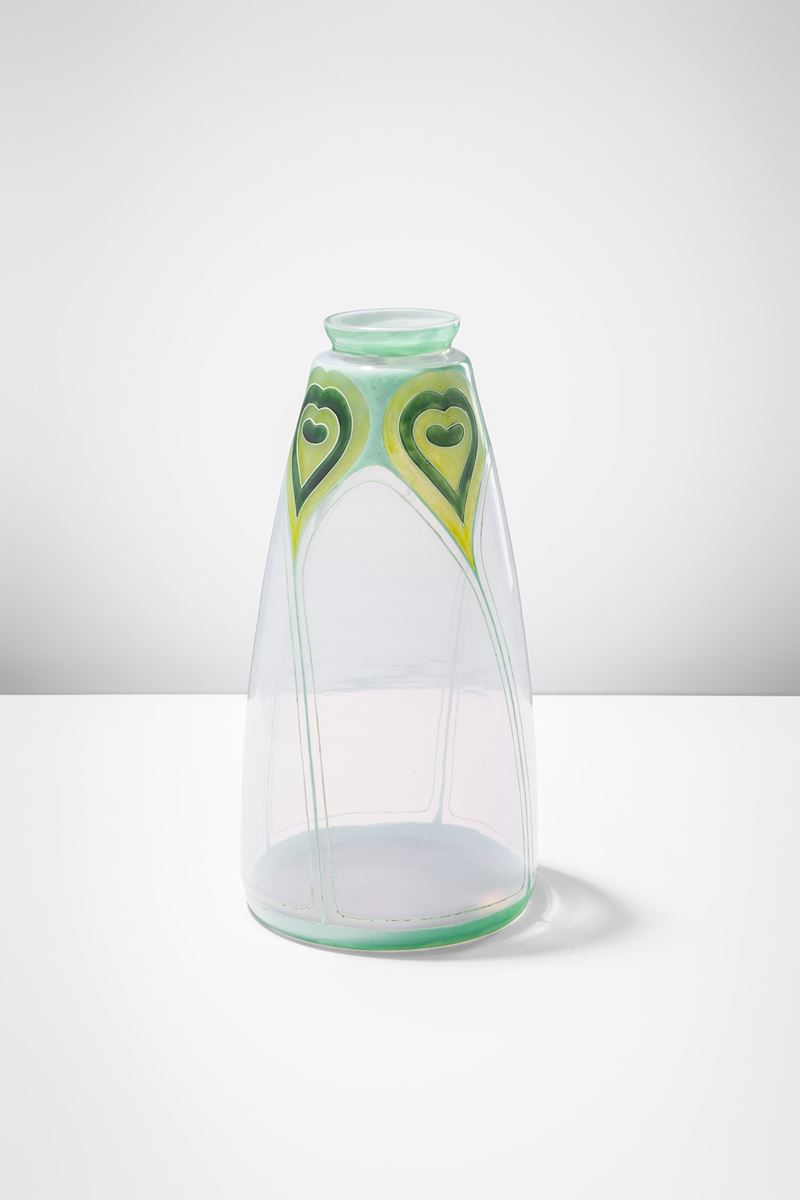 Vaso con decoro a smalti policromi