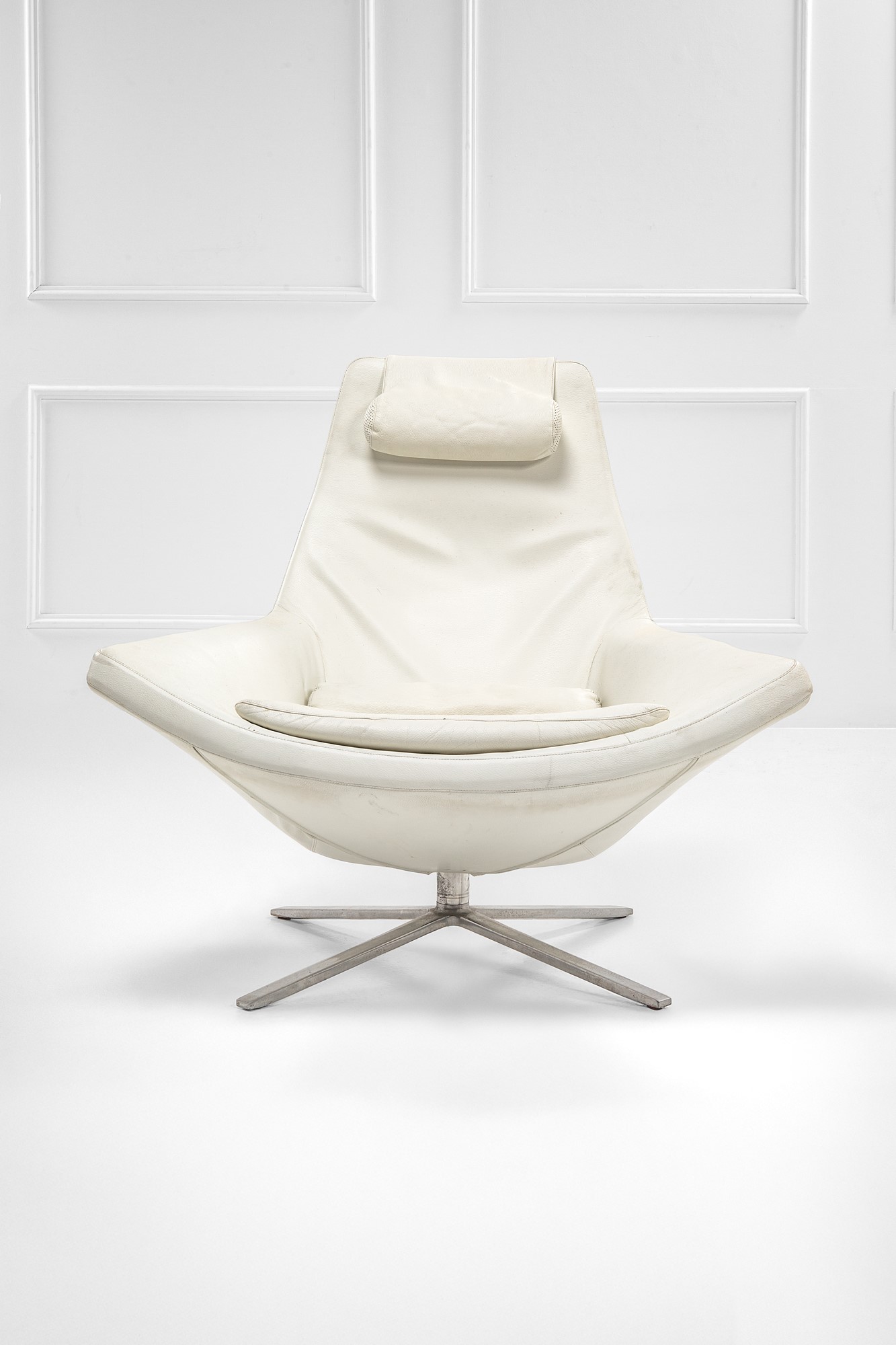 Jeffrey Bernett - Poltrona Mod. Metropolitan
