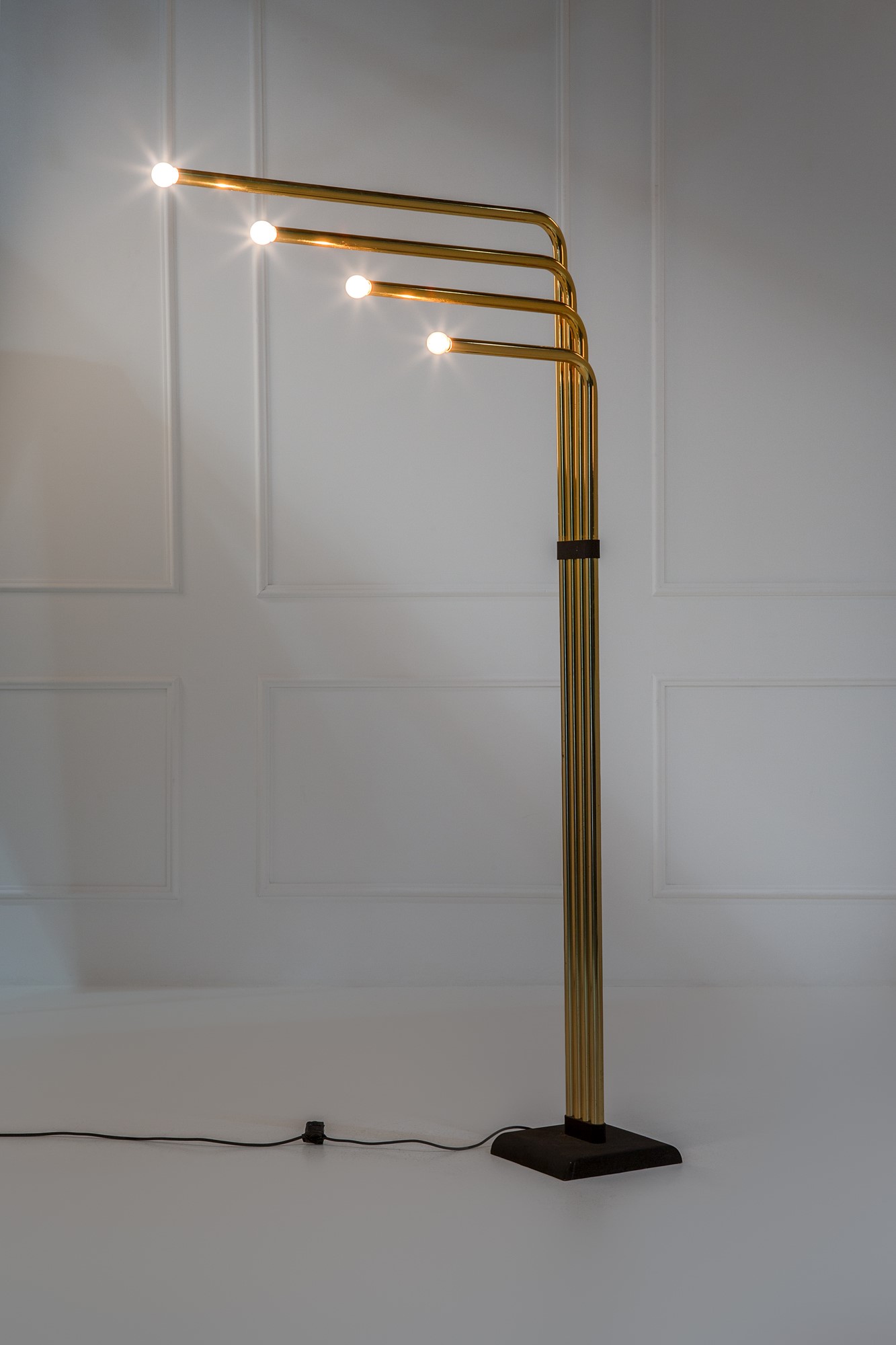 Reggiani - Lampada da Terra Orientabile