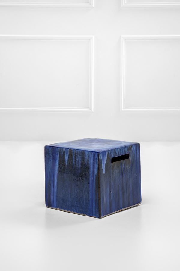 Paola Navone - Sgabello della collezione Inout