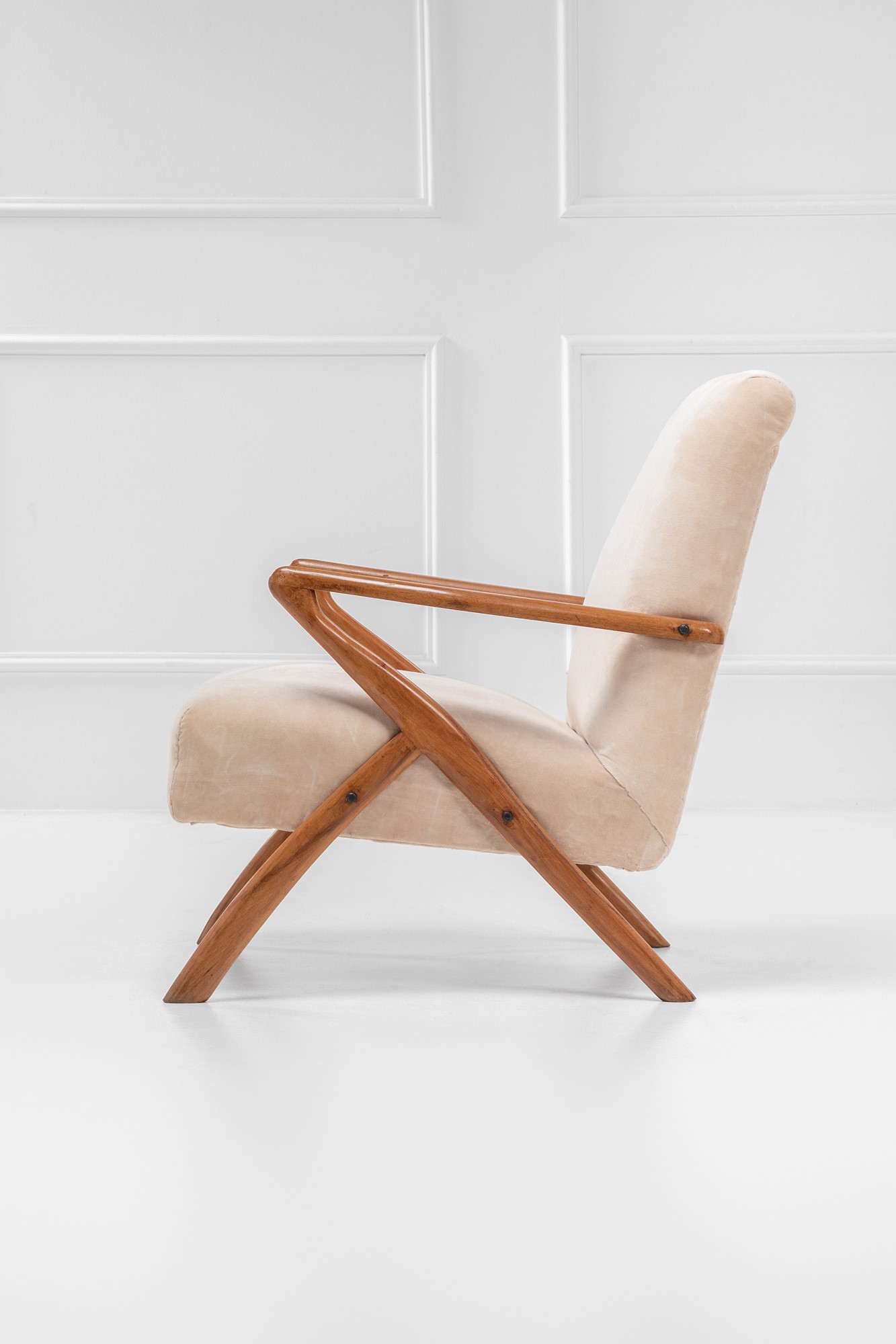 Divano a due posti e poltrona