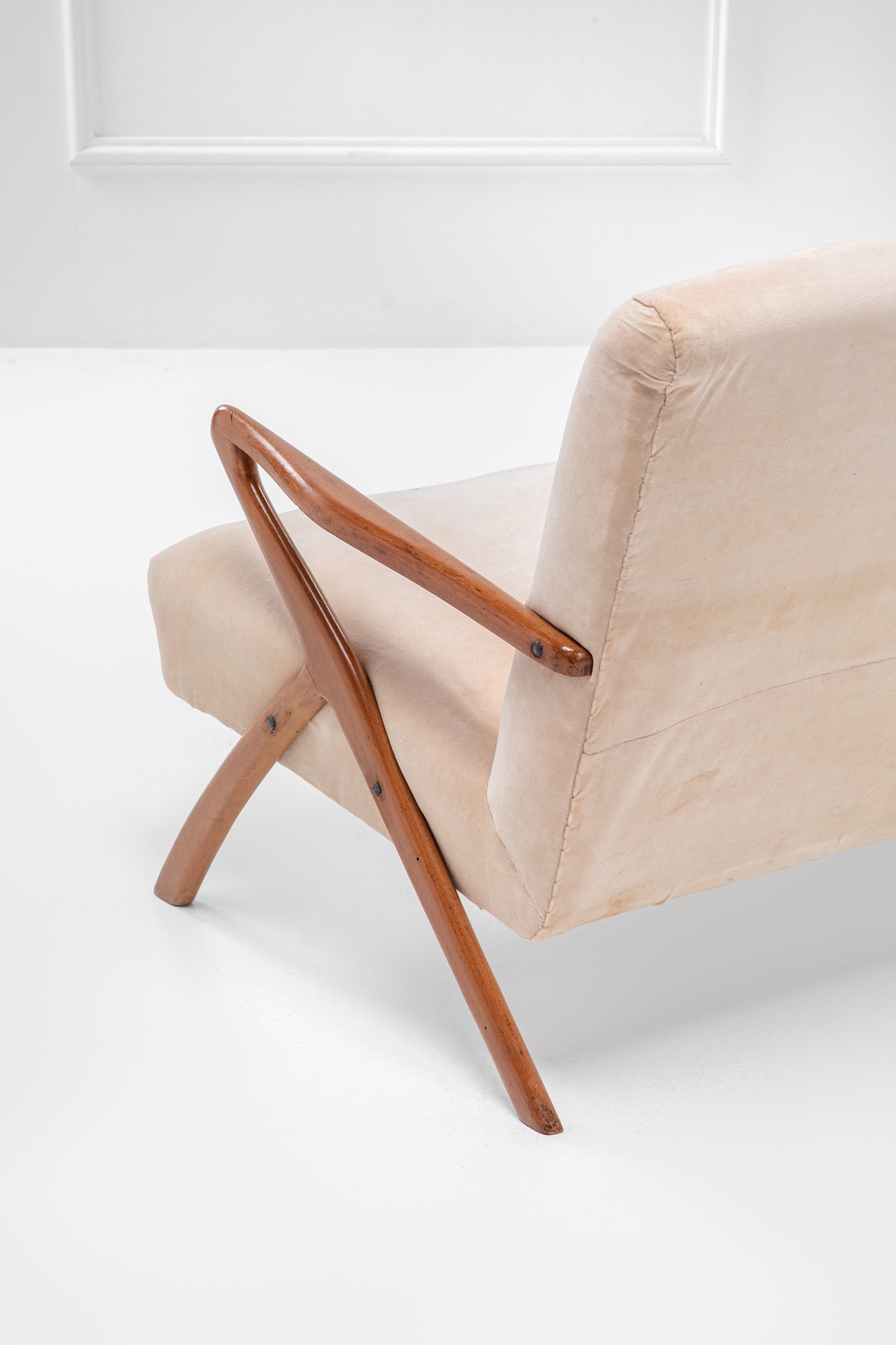 Divano a due posti e poltrona