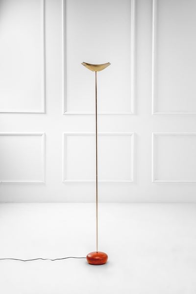 Lampada da terra della serie Servul