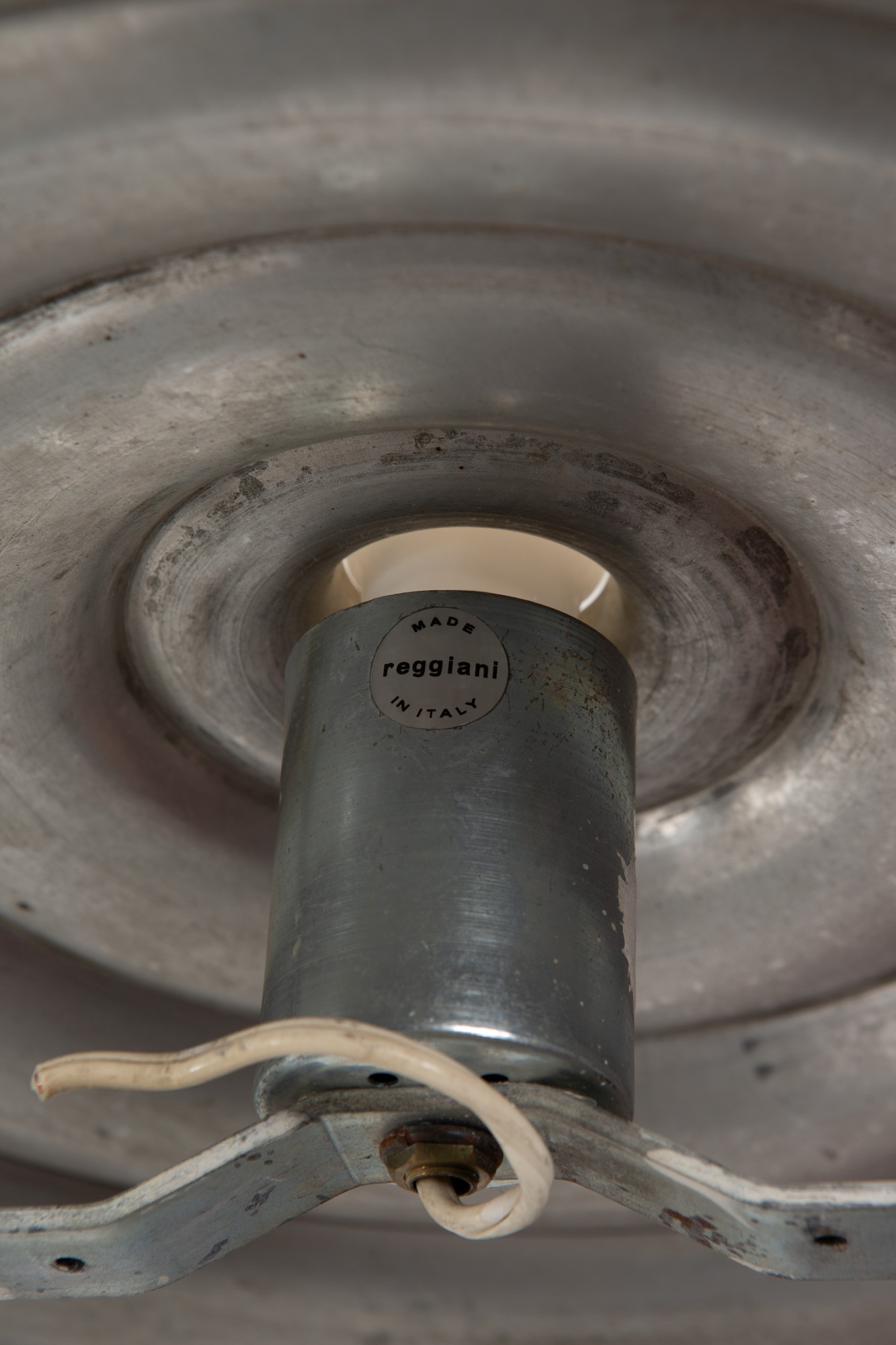 Quattro grandi lampade da parete o da soffitto