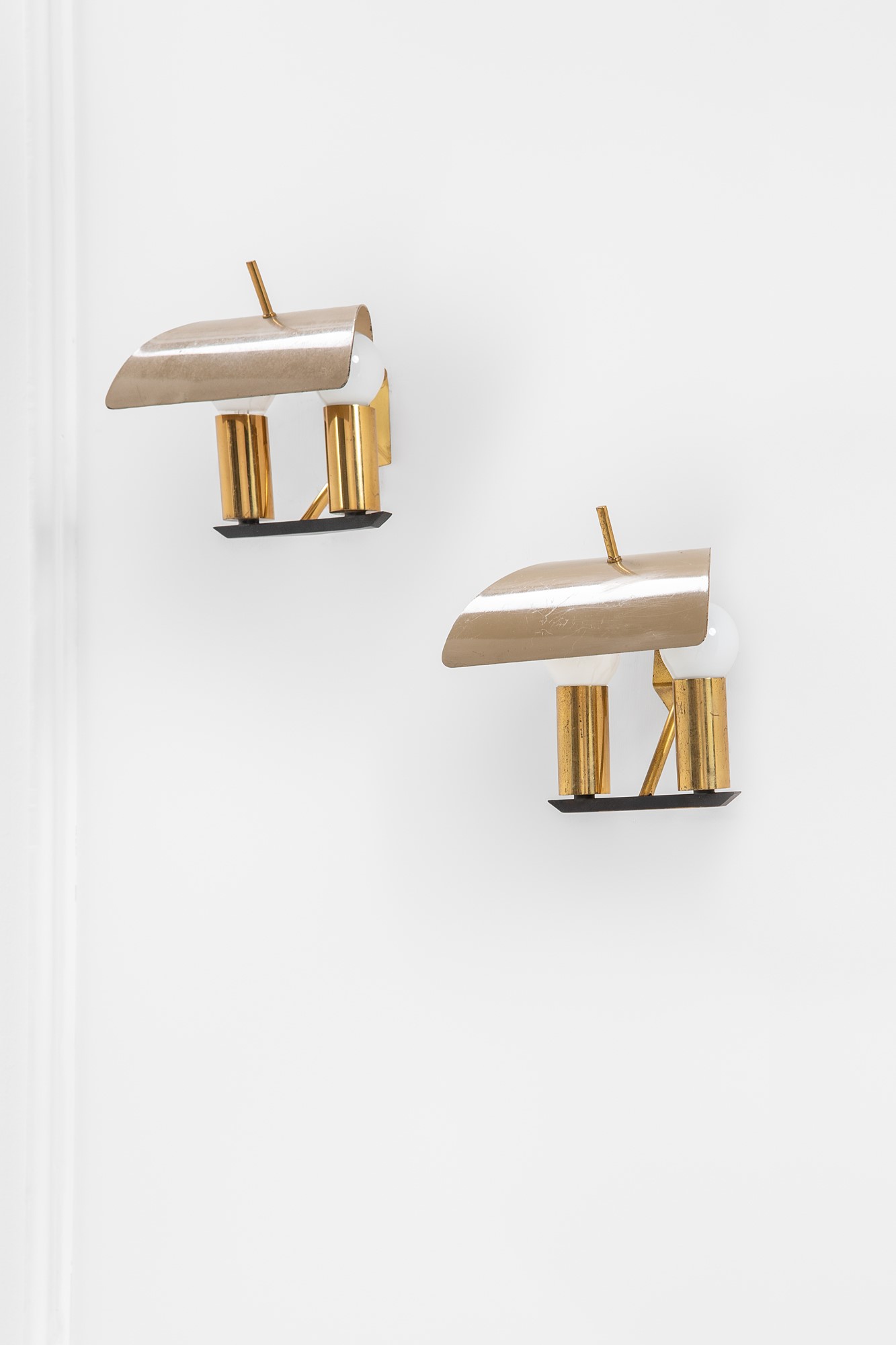 Due lampade da parete