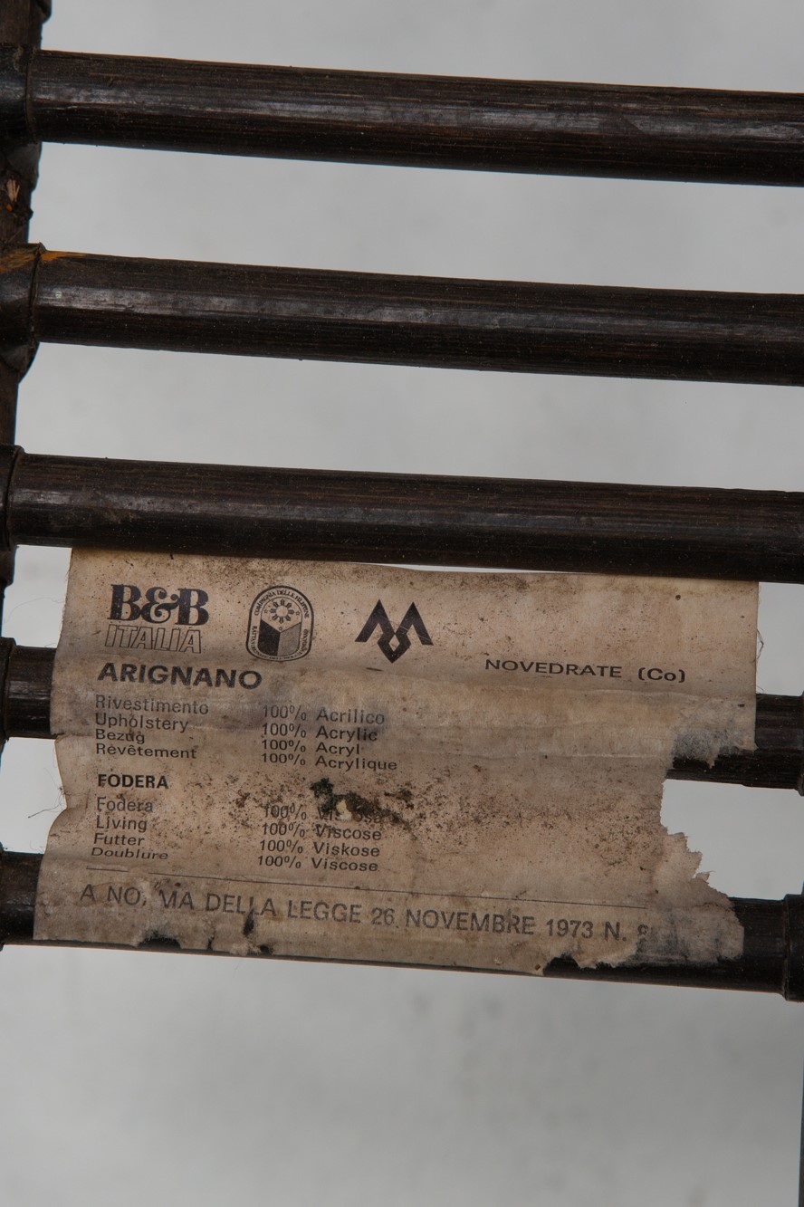 Dieci poltrone della serie Basilan I