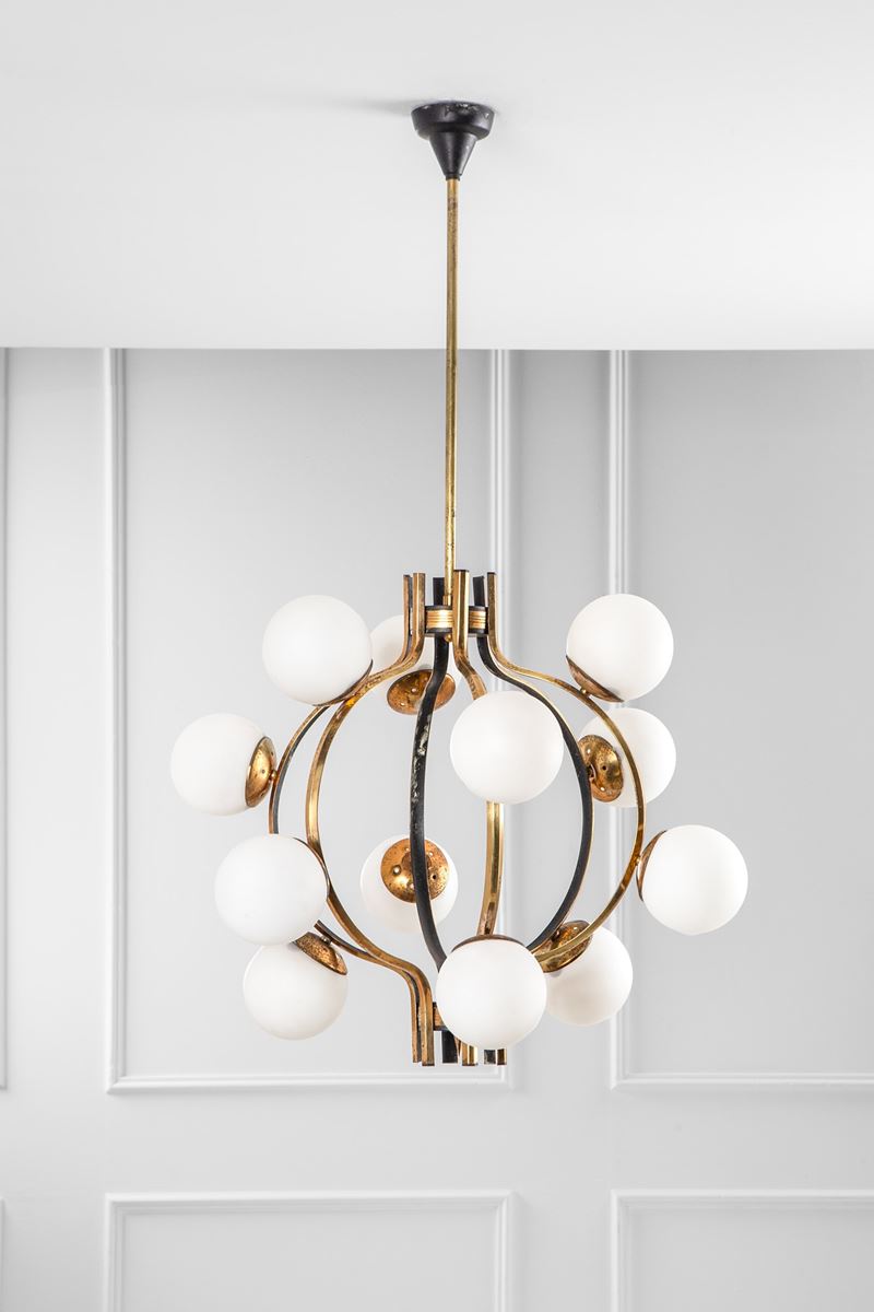 Lampadario a dodici luci