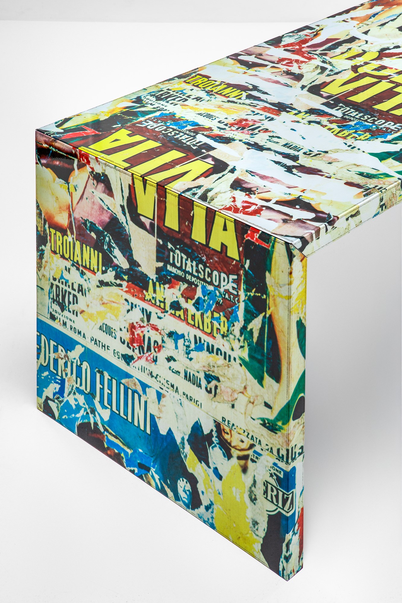 Mimmo Rotella, Marco Ferreri - Tavolo Scrivania la Dolce Vita della Collezione Décollage