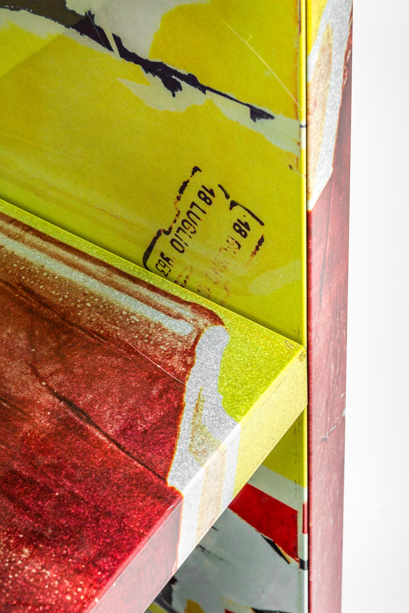 Mimmo Rotella, Marco Ferreri - Libreria Hommage Au Président Kennedy della Collezione Décollage