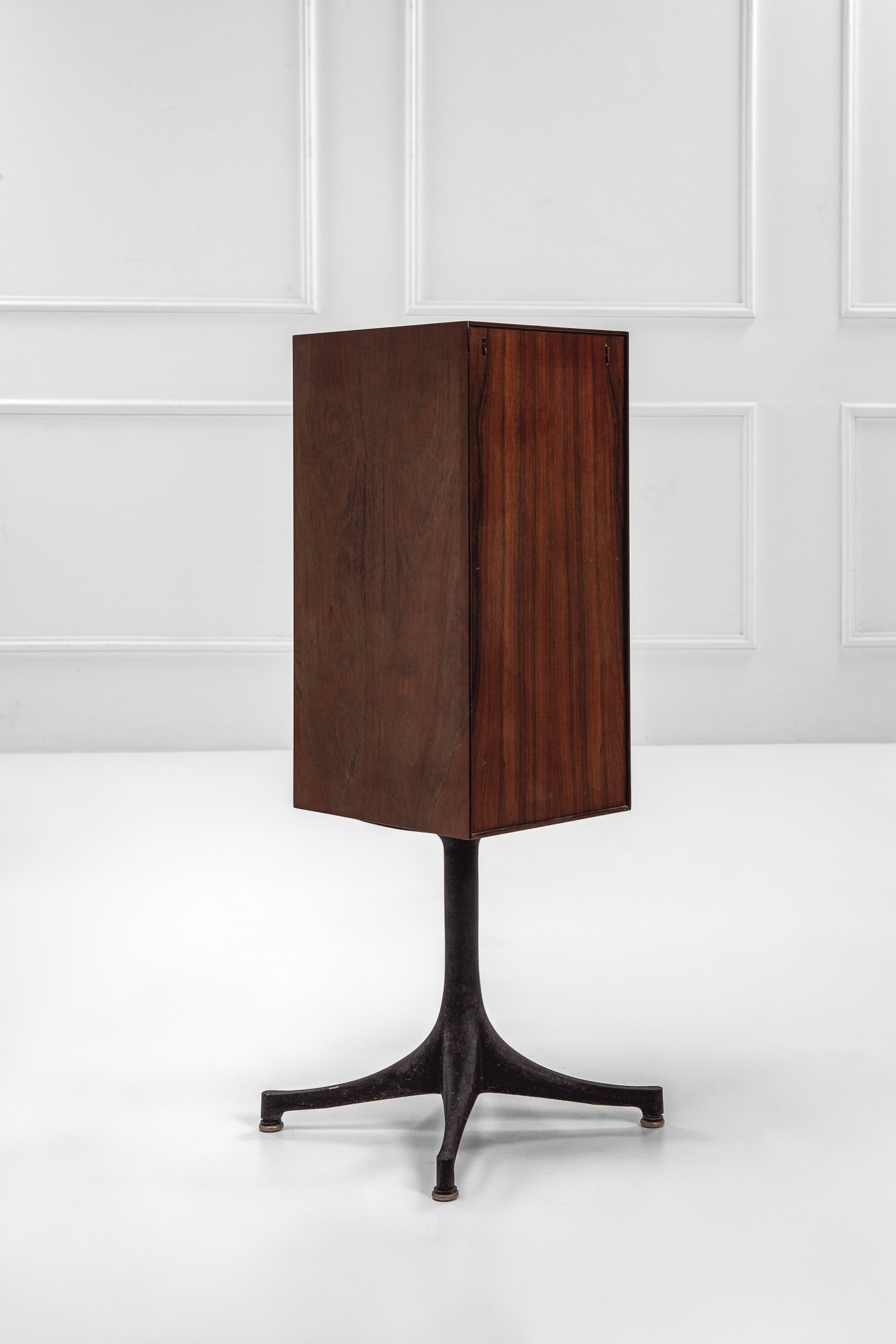 Piccolo cabinet mod. 5217