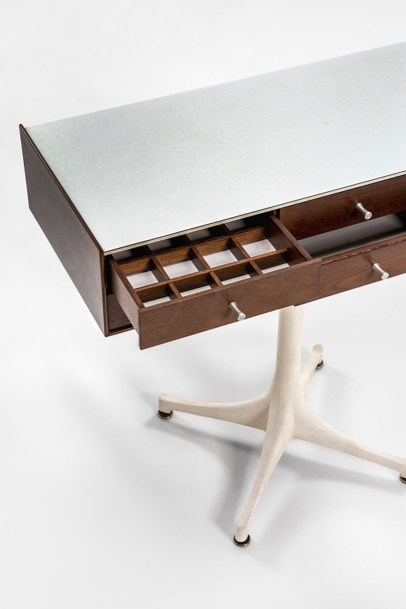 Piccola cassettiera mod. 1512