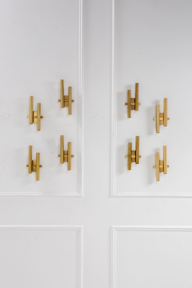 Otto lampade da parete