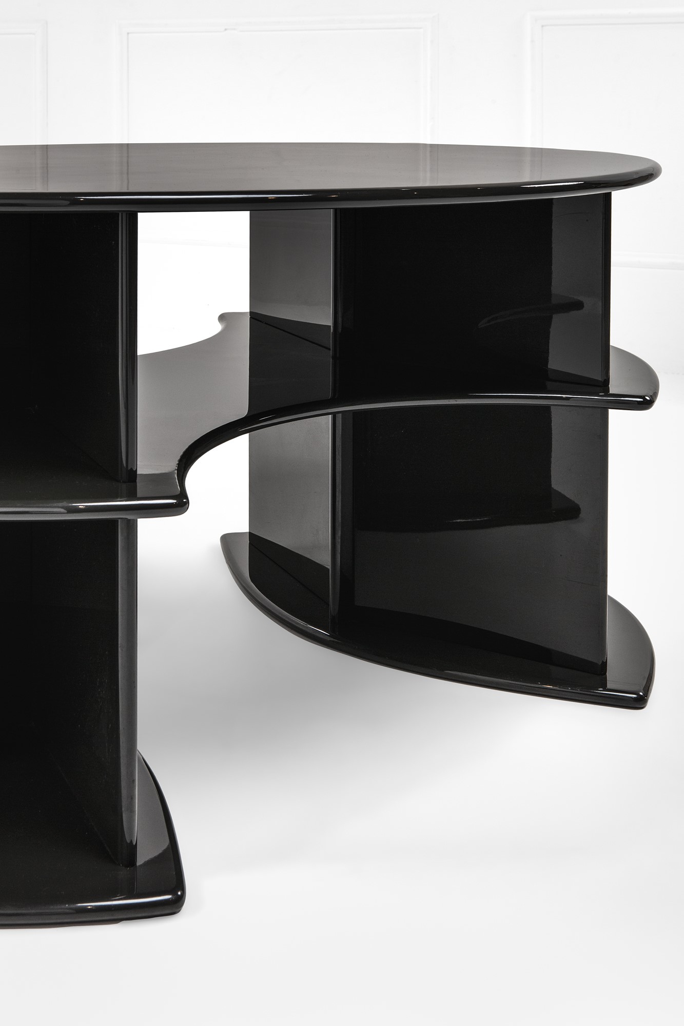 Scrivania a doppio affaccio mod. Ovale SCR8