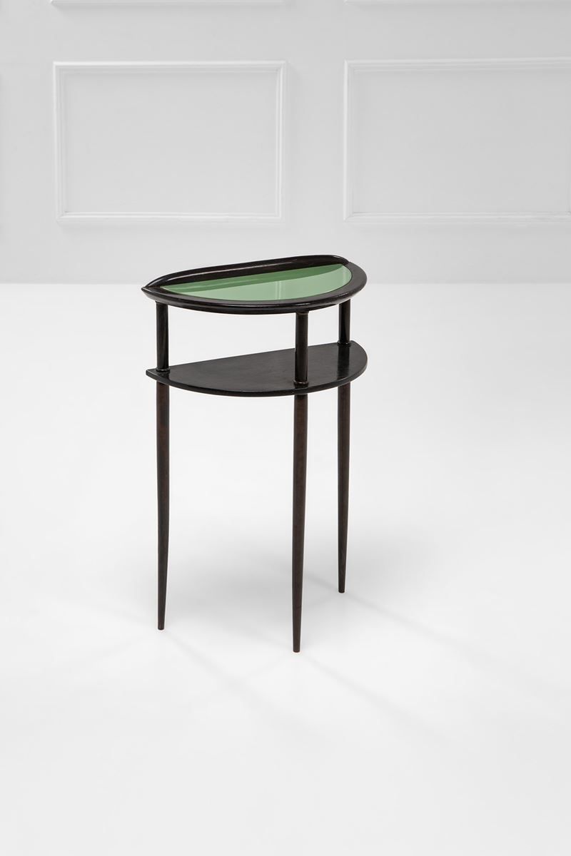 Piccola console con ripiano