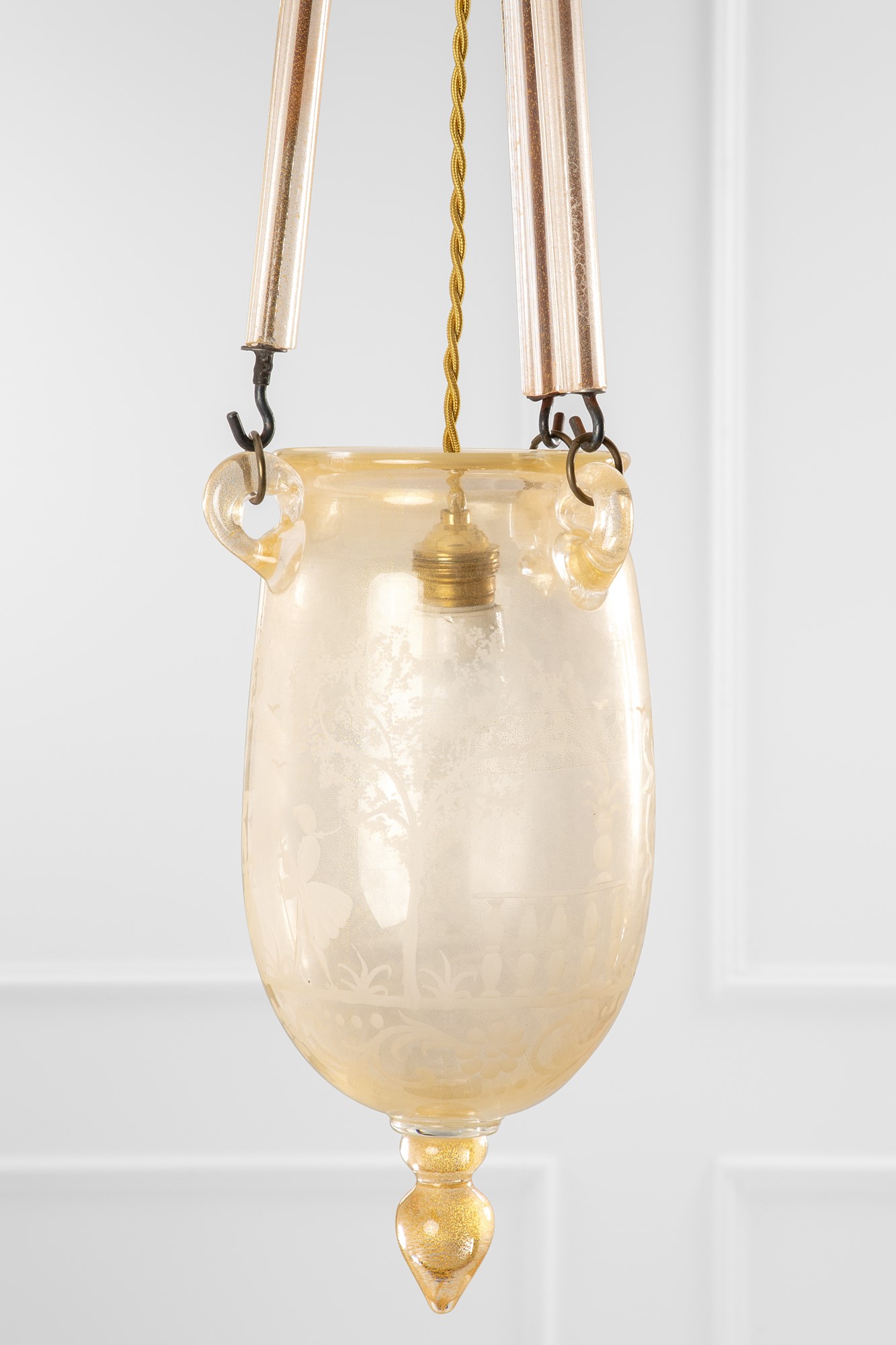 Due lampade a sospensione a cesendello