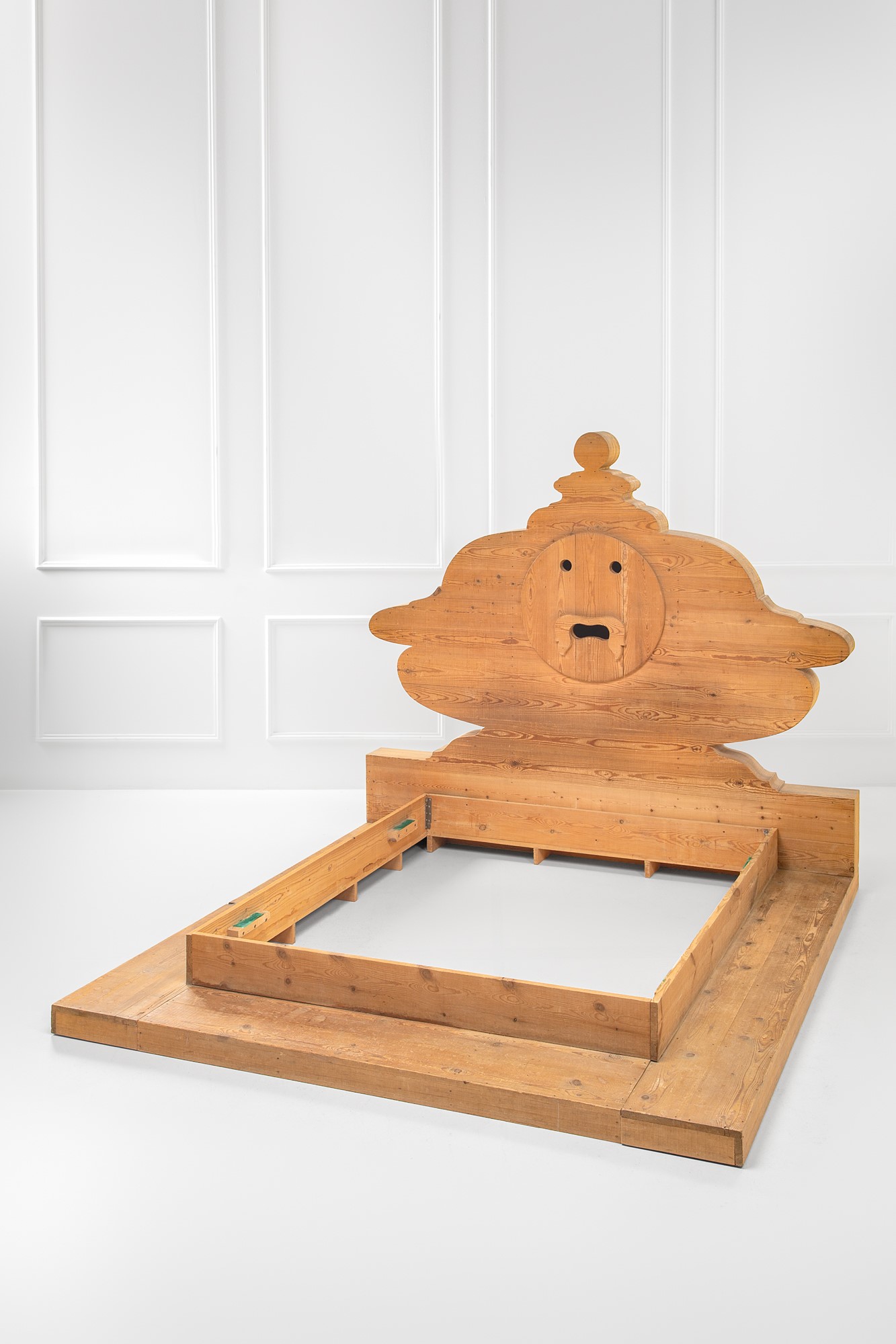 Mario Ceroli - Letto la Bocca della Verità
