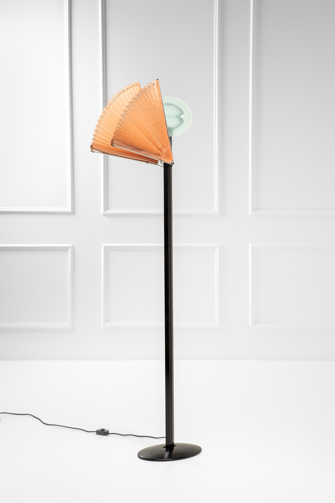 Afra e Tobia Scarpa - Lampada da Terra Mod. Butterfly