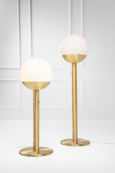 Due Lampade da Terra Mod. P428
