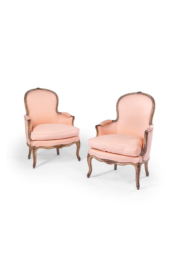 Coppia di poltrone in stile Luigi XV