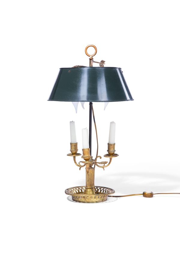 Lampada Bouillotte in stile