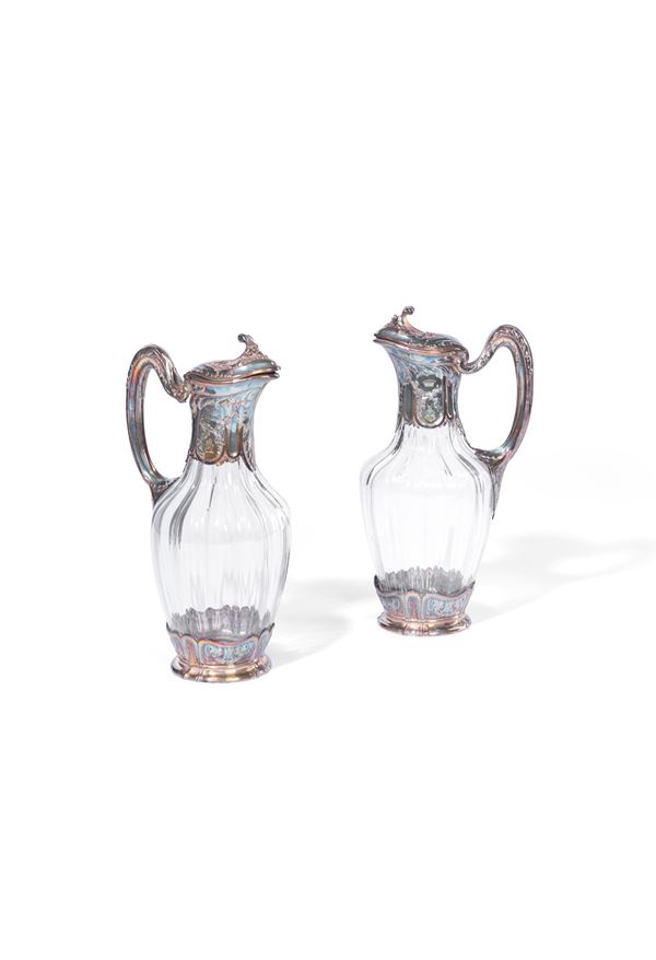 Coppia di brocche con montatura in argento