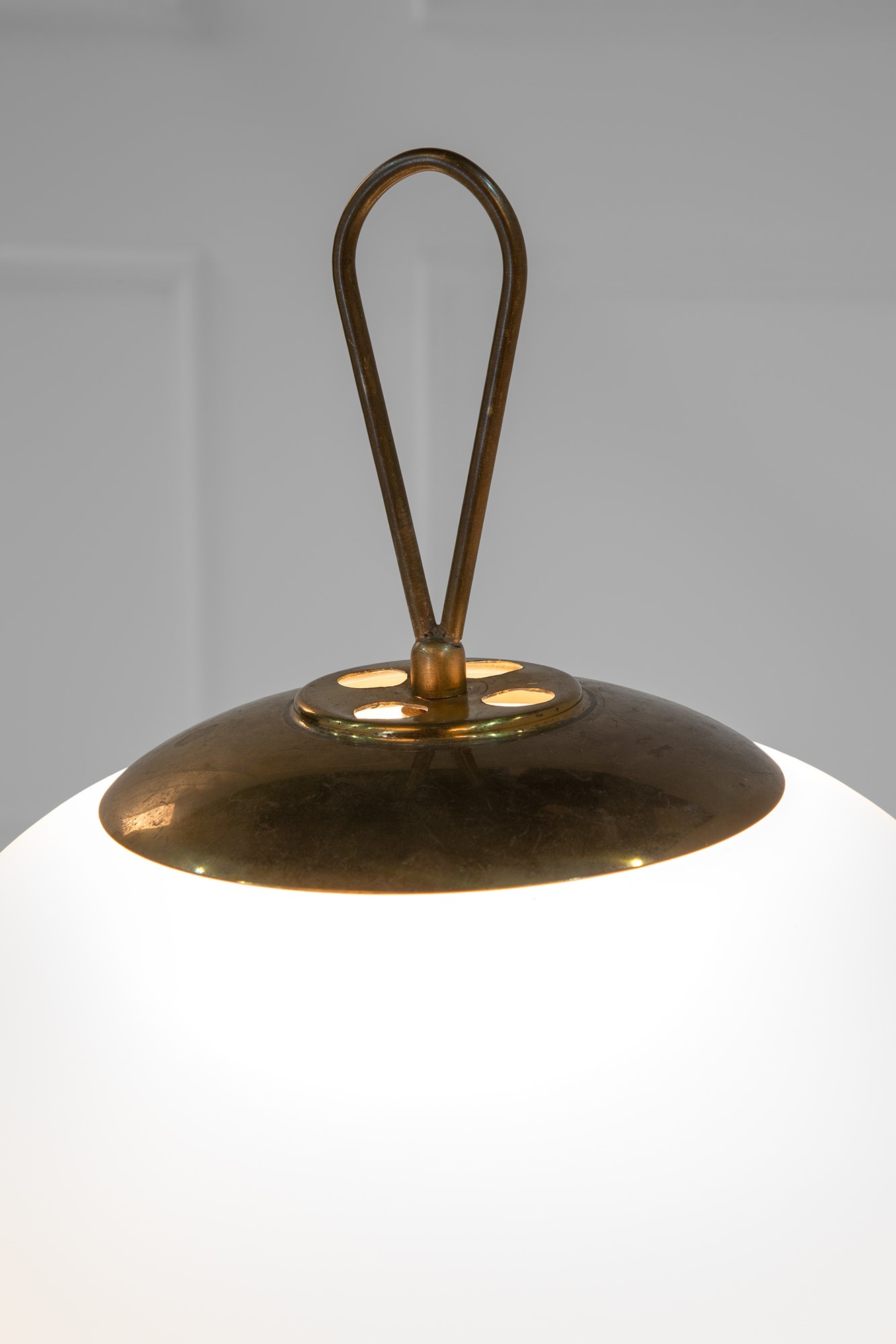 Lampada da terra a tre piedi