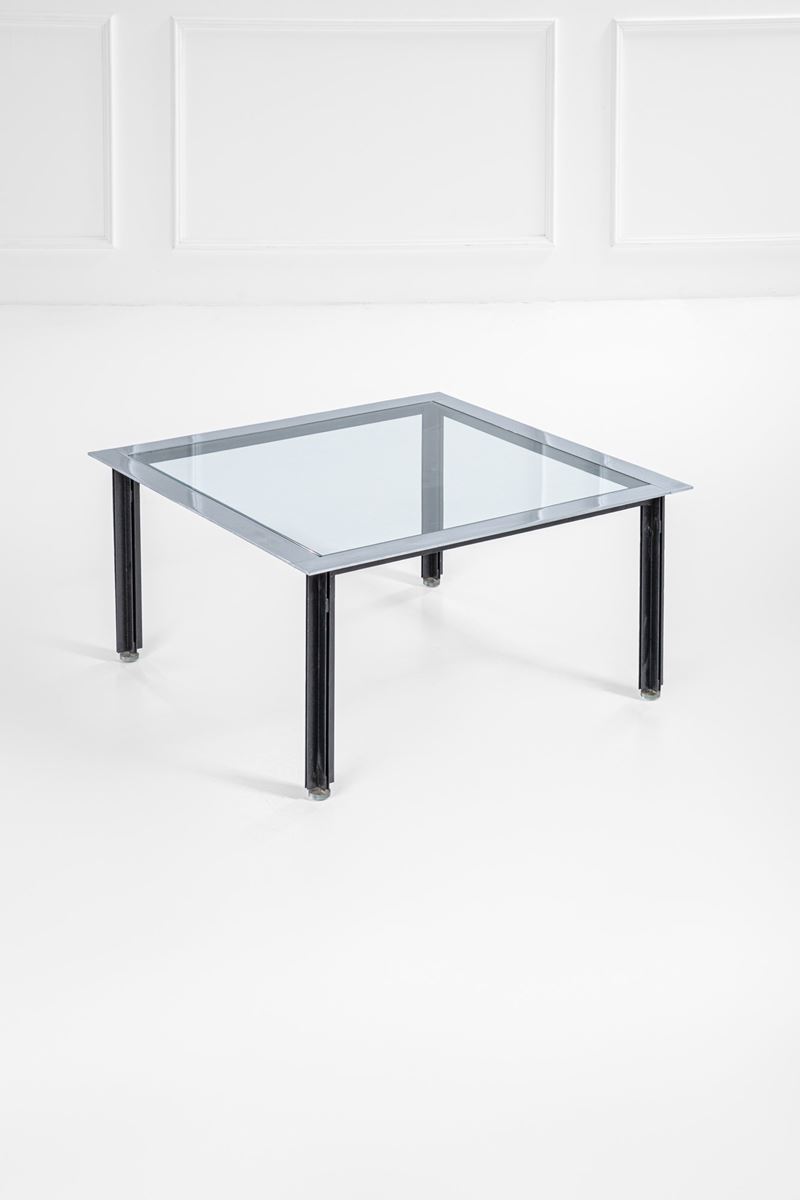 Tavolo basso della serie Fasce cromate mod. T10