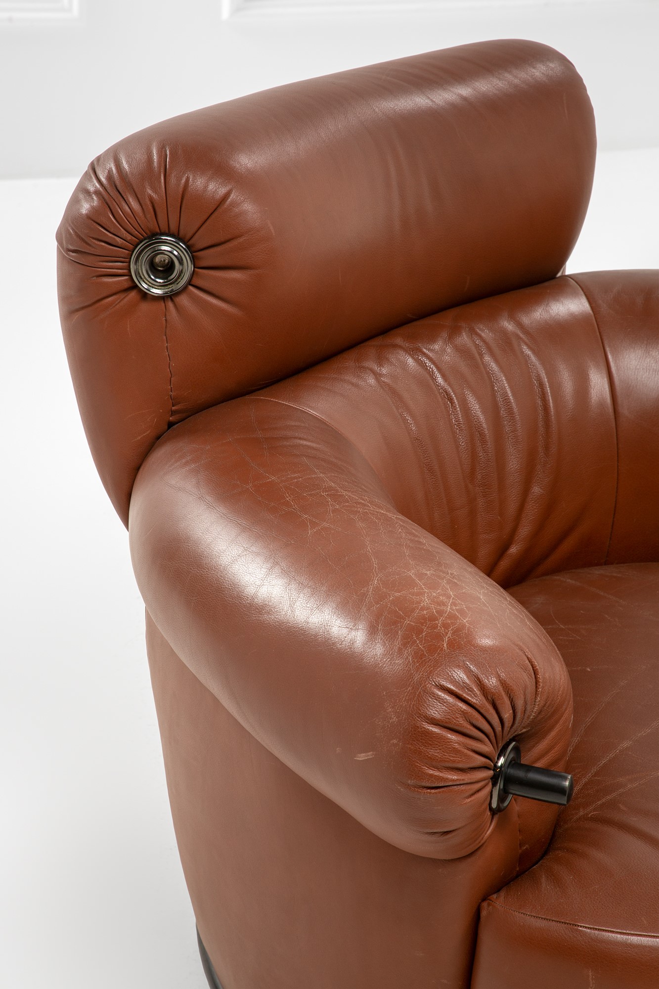 Poltrona mod. P20B Toro