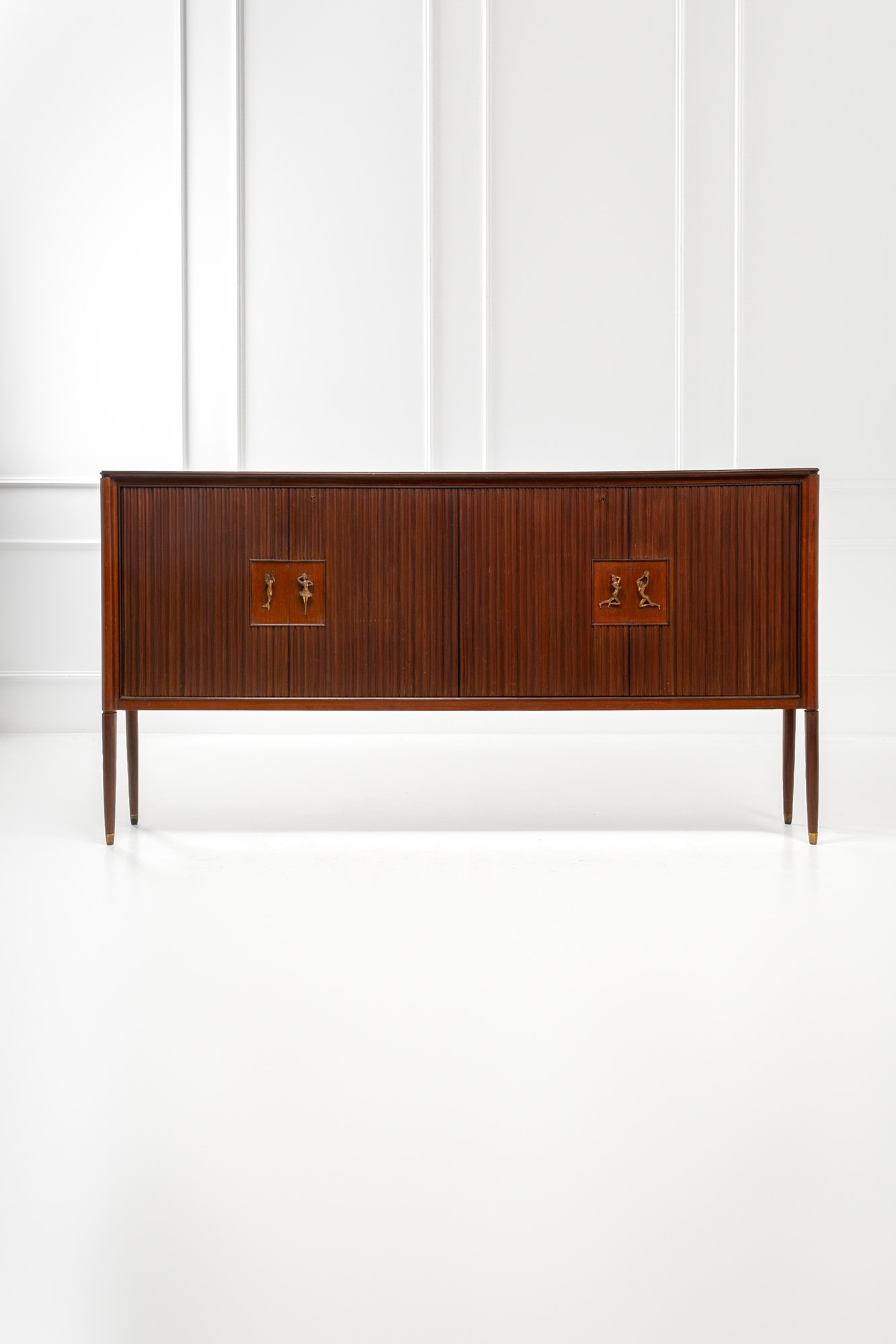 Grande credenza