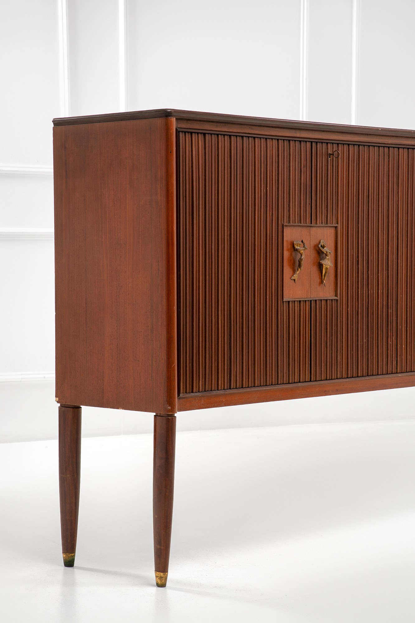 Grande credenza