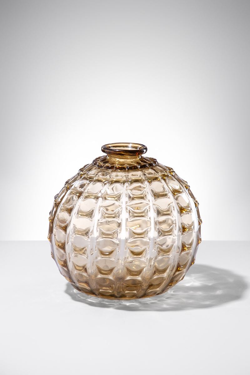 Vaso con costolature