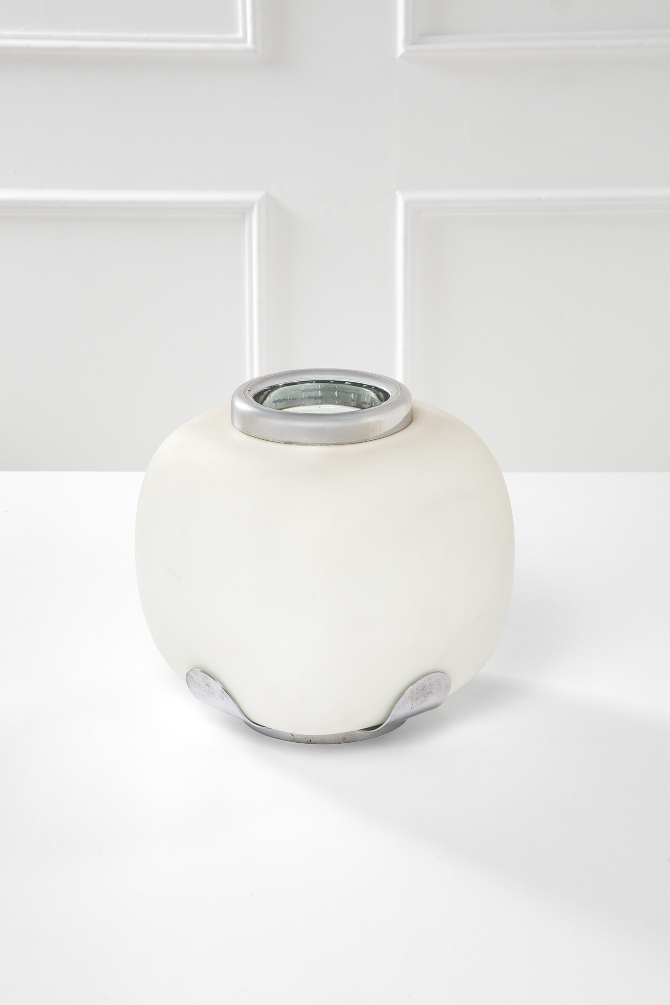 Lampada da Tavolo con Portafiori Integrato