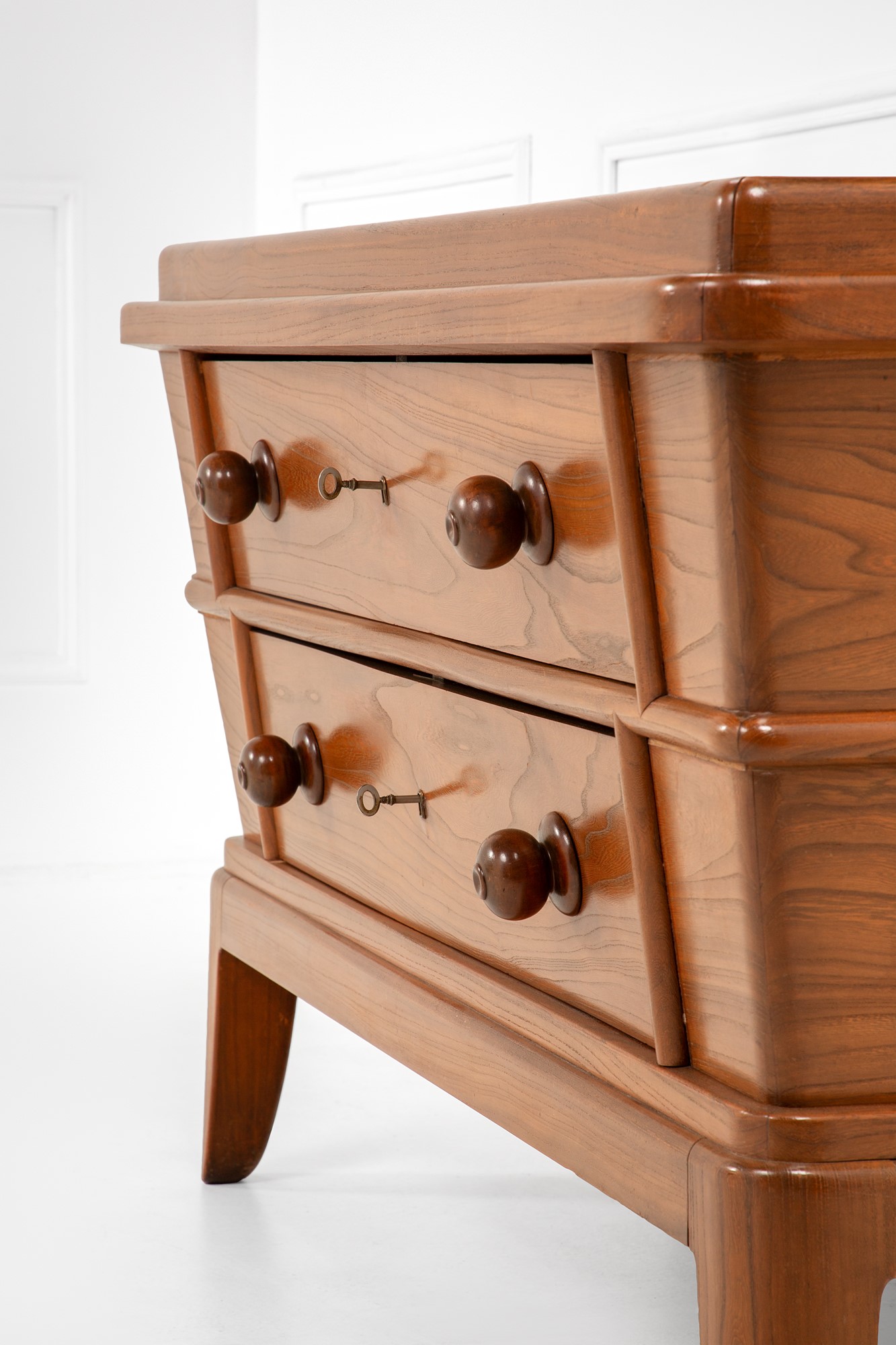 Cassettiera con specchiera