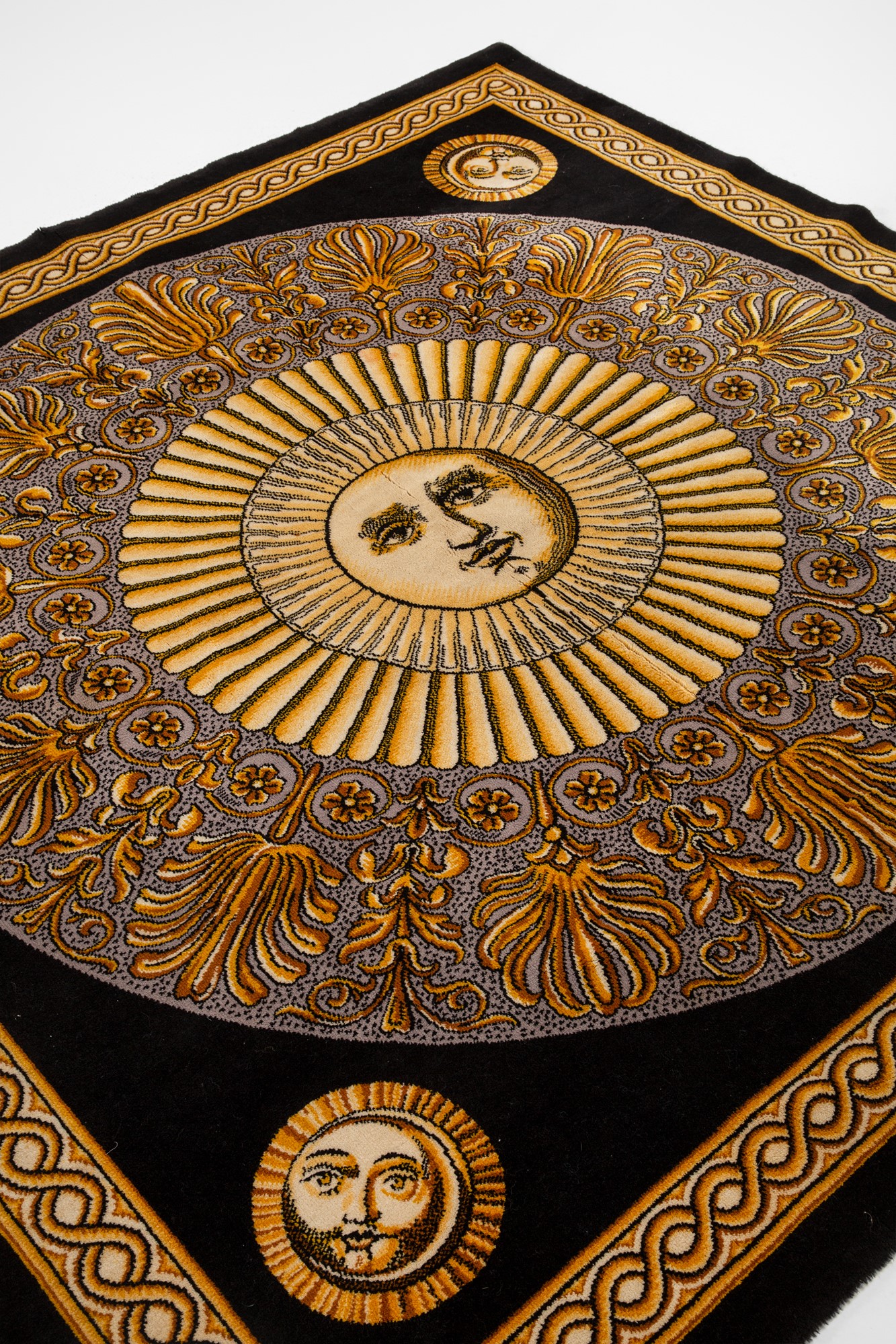 Barnaba Fornasetti - Tappeto
