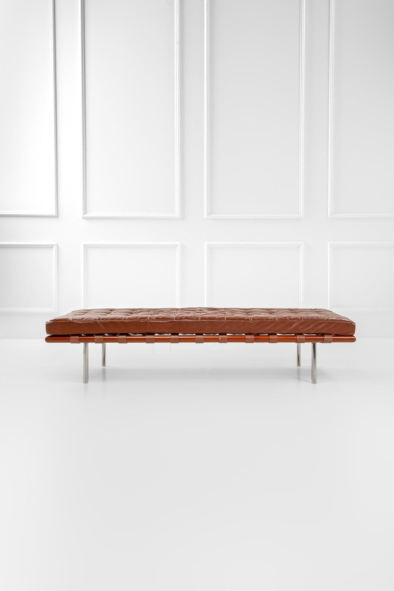 Ludwig Mies Van Der Rohe - Day Bed della Serie Barcelona