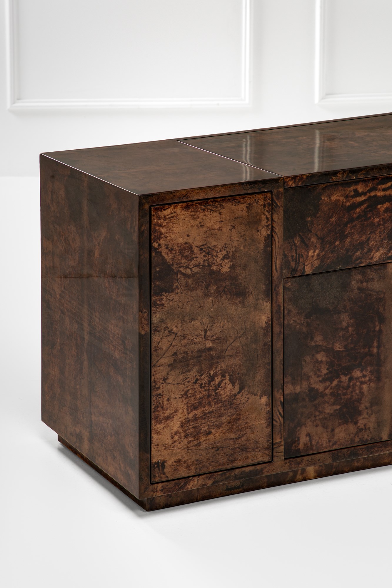 Aldo Tura - Credenza