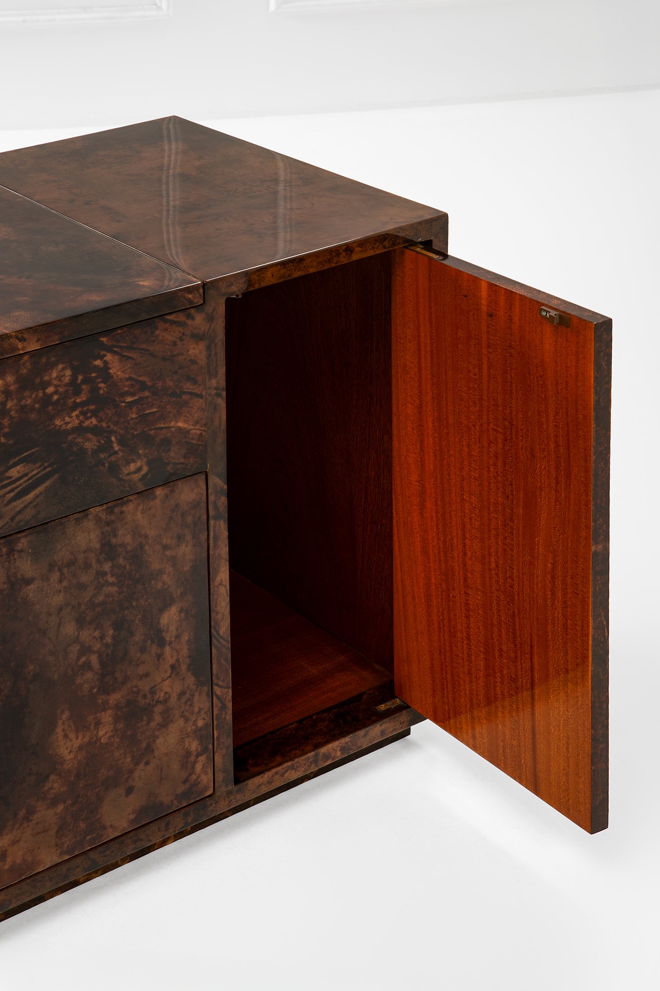Aldo Tura - Credenza