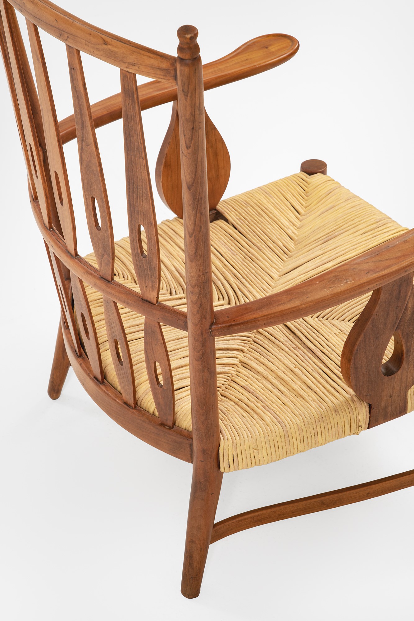 Due poltrone e un poggiapiedi