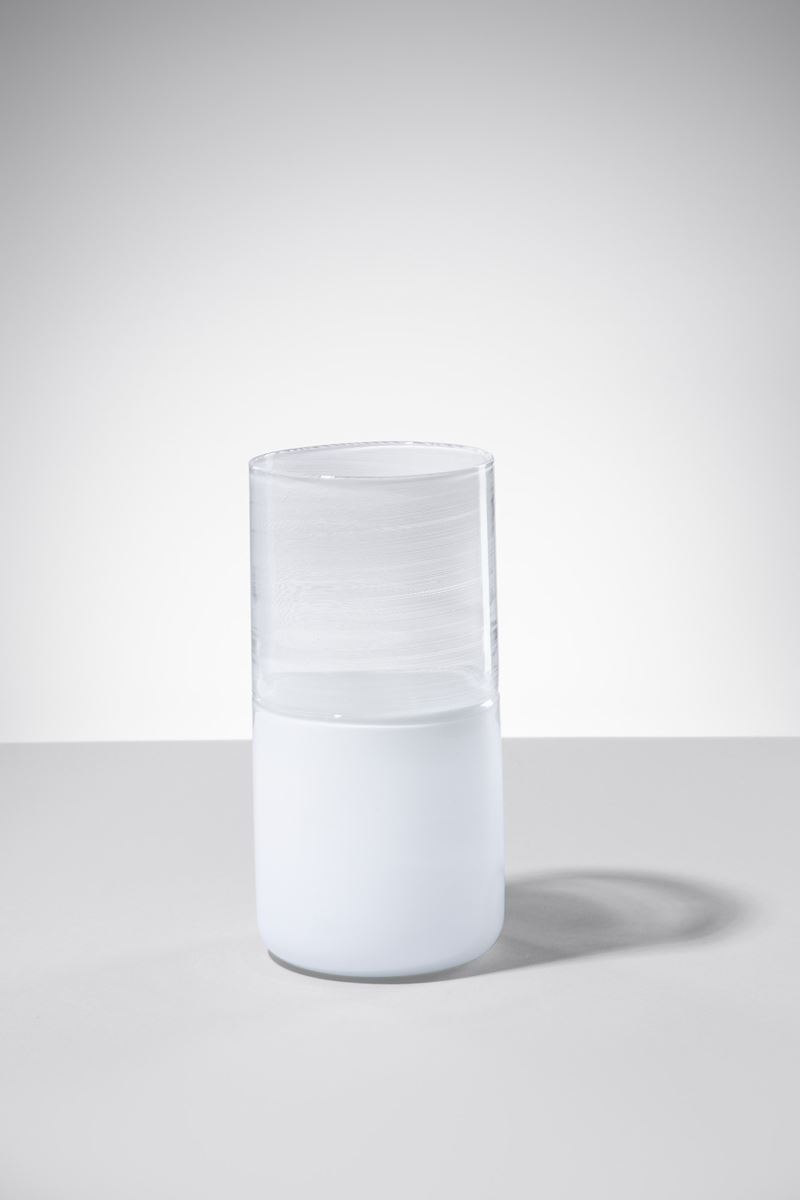 Vaso della serie Filigrane di Tapio