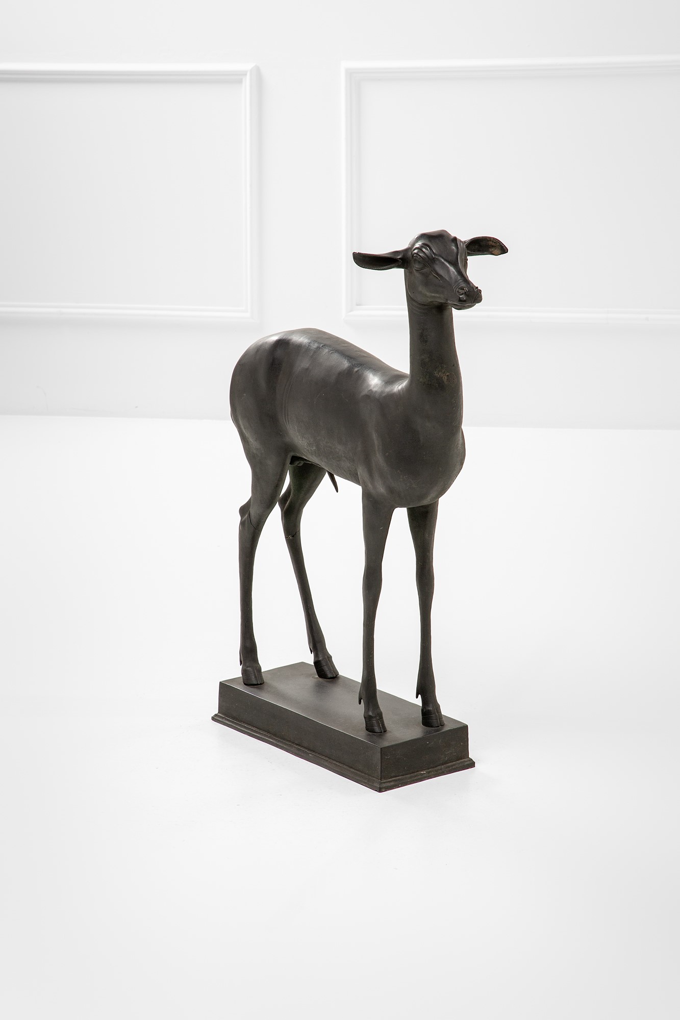 Scultura di cerbiatto