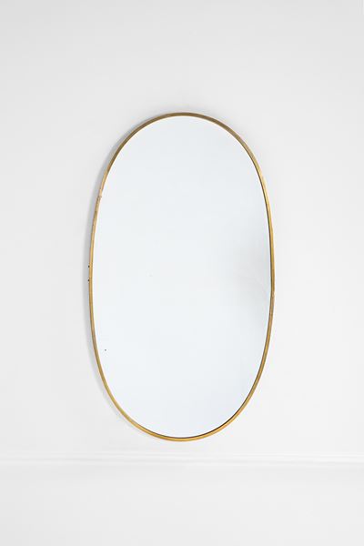 Specchio da parete, vetro specchiato e cornice in ottone dorato, circa 1960